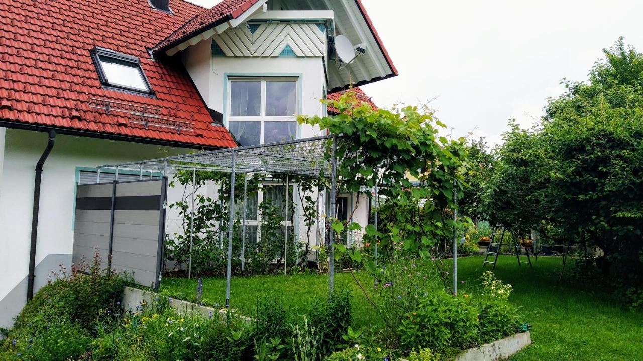 Ferienwohnung, Sauna & Gaestekarte Gratis Im Schwarzwald 바이에르스브론 외부 사진