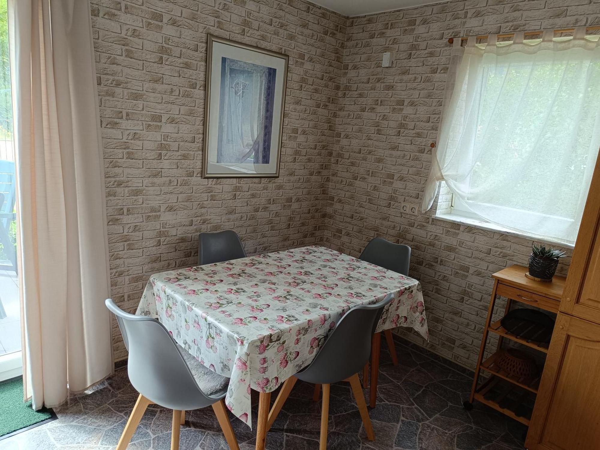 Ferienwohnung, Sauna & Gaestekarte Gratis Im Schwarzwald 바이에르스브론 외부 사진